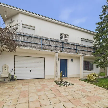 Holiday home Maison Pour 6 A 400m De La La Bernerie-en-Retz